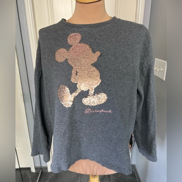 Disneyland Sequined Mickey Mouse Gray Knit Sweatshirt Top - Picture 1 of 8